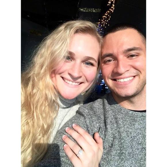 Meet your Posher, Alisa - Picture 1 of 1